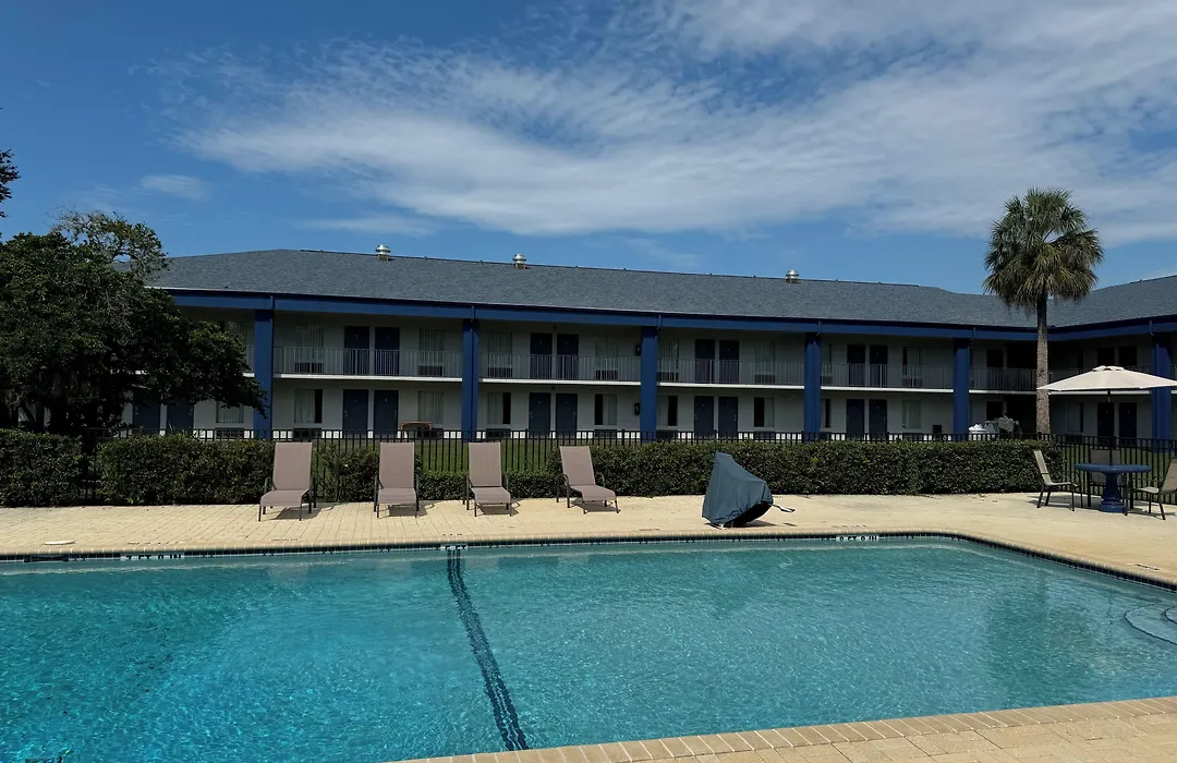 Days Inn By Wyndham Crystal River-1